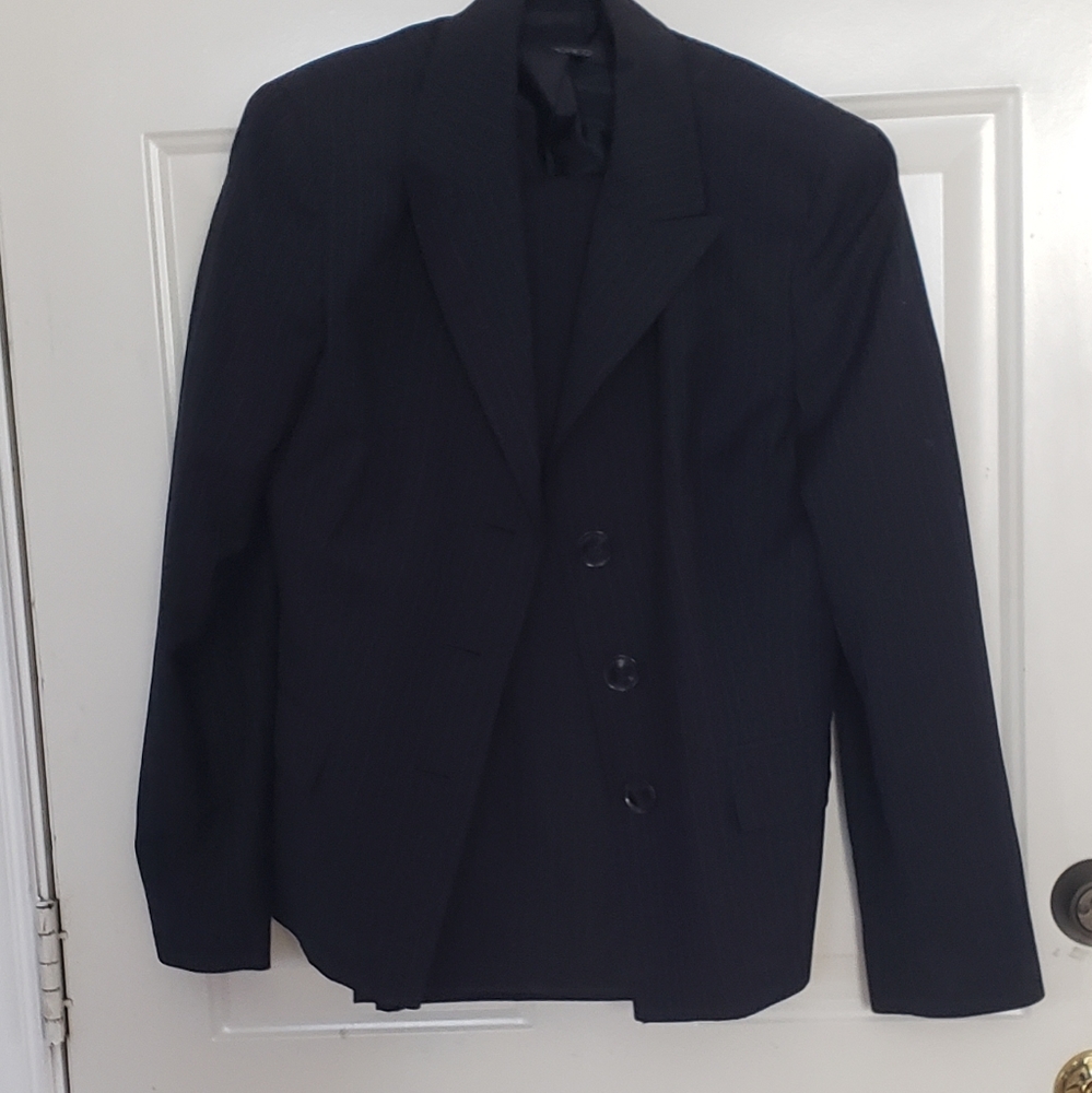 kasper blazer and pant suit